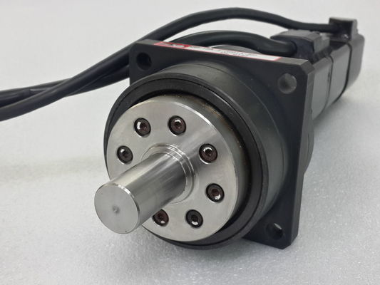 Yaskawa SGMAH-A5AAAG12C AC SERVO MOTOR 50W 200V 3000RPM 0.64A NEW
