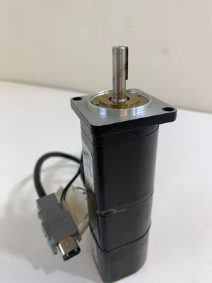 Yaskawa SGMAH-A5AAAH261 AC SERVO MOTOR 50W 200V 3000RPM 0.64A NEW