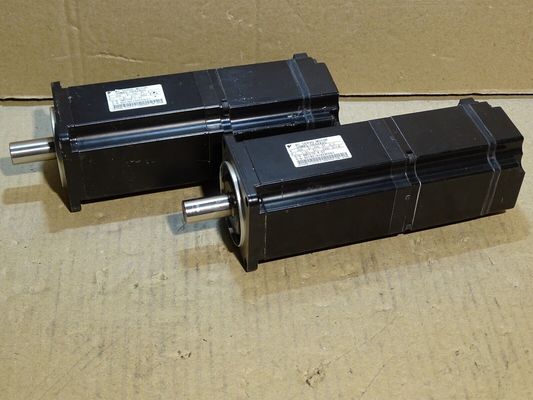 Yaskawa SGMAS-04A2A4C AC SERVO MOTOR 400W 200V 3000RPM 2.6A NEW
