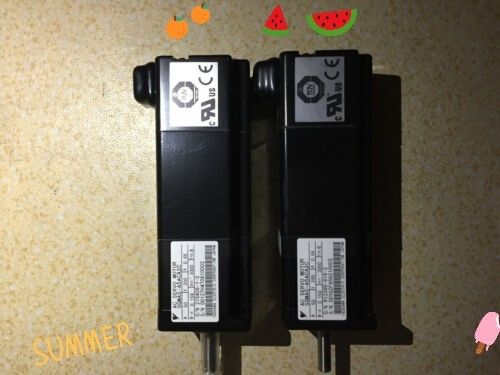Yaskawa SGMAS-04A2A4C AC SERVO MOTOR 400W 200V 3000RPM 2.6A NEW
