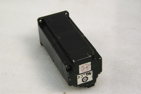 Yaskawa SGMAS-04ACA41-E AC SERVO MOTOR 400W 200V 3000RPM 2.6A NEW