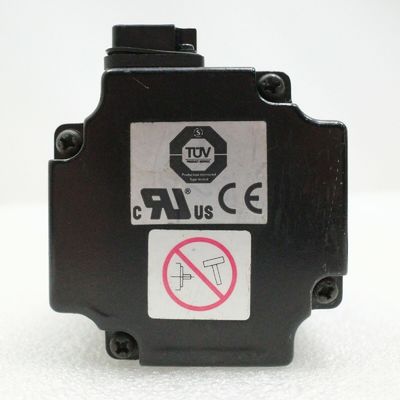 Yaskawa SGMAS-06ACA4C AC SERVO MOTOR 600W 200V 3000RPM 4.3A NEW