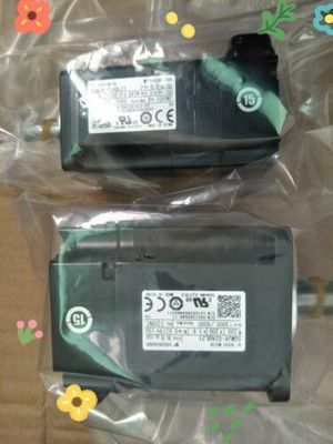 Yaskawa SGMAS-04ACA61 AC SERVO MOTOR 400W 200V 3000RPM 2.6A NEW