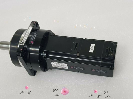 Yaskawa SGMAS-04ACAH12C AC SERVO MOTOR 400W 200V 3000RPM 2.6A NEW