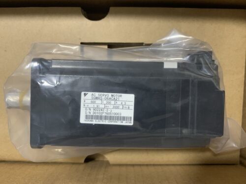 Yaskawa SGMAS-06ACA21 AC SERVO MOTOR 600W 200V 3000RPM 4.3A NEW