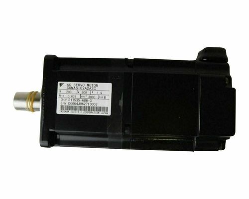 Yaskawa SGMAS-A5A2A4C AC SERVO MOTOR 50W 200V 3000RPM 0.66A NEW