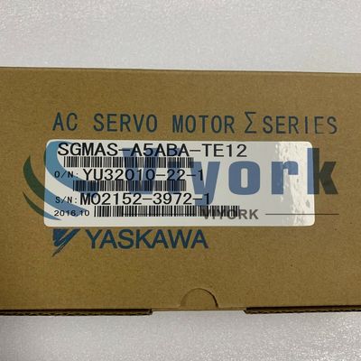 Yaskawa SGMAS-A5ABA-TE12 AC SERVO MOTOR 50W 200V 3000RPM 0.66A NEW