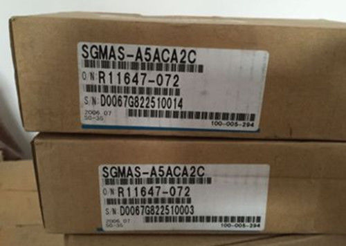 Yaskawa SGMAS-C2A2A2C AC SERVO MOTOR 150W 200V 3000RPM 0.66A NEW