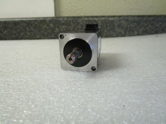 Yaskawa SGMAS-A5ACABC AC SERVO MOTOR 50W 200V 3000RPM 0.66A NEW