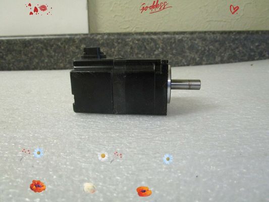 Yaskawa SGMAS-A5ACABC AC SERVO MOTOR 50W 200V 3000RPM 0.66A NEW