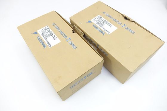 Yaskawa SGMAS-A8A2A-YR11 AC SERVO MOTOR 50W 200V 3000RPM 0.66A NEW