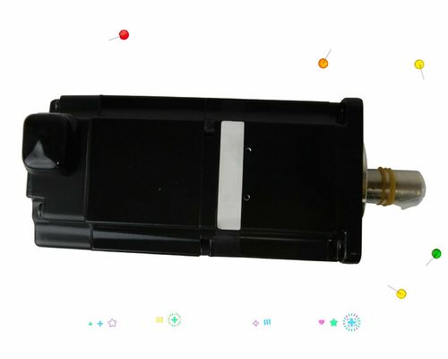 Yaskawa SGMAS-C2A2A2C AC SERVO MOTOR 150W 200V 3000RPM 0.66A NEW