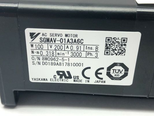 Yaskawa SGMAV-01A3A6C AC SERVO MOTOR 100W 200V 3000RPM 0.91A NEW