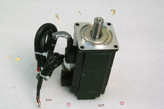 Yaskawa SGMAV-02A3A2C AC SERVO MOTOR 200W 200V 3000RPM 1.5A NEW