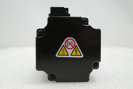 Yaskawa SGMAV-06ADA2C AC SERVO MOTOR 550W 200V 3000RPM 3.8A NEW
