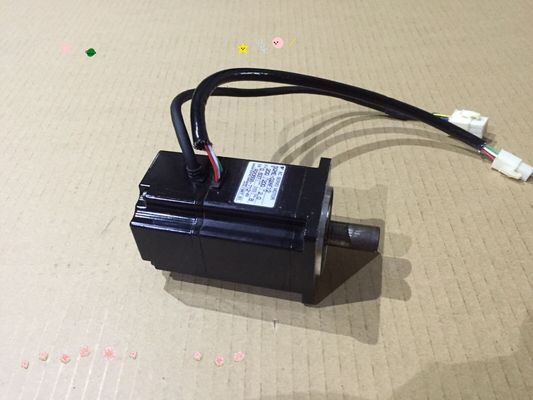 Yaskawa SGME-02AF14 AC SERVO MOTOR 2A 200W 3000RPM 200V NEW