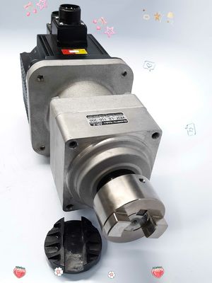 Yaskawa SGMG-03A2B AC SERVO MOTOR 3A 300W 1000RPM 200V NEW