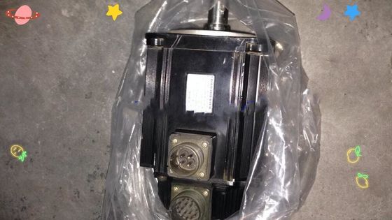 Yaskawa SGMG-06V2BBB AC SERVO MOTOR 5.7A 600W 1000RPM 200V NEW