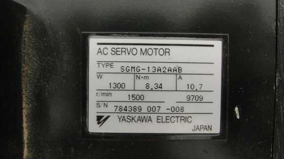 Yaskawa SGMG-13A2AAB AC Servo Motor 10.7A 1300W 1500RPM 200V NEW