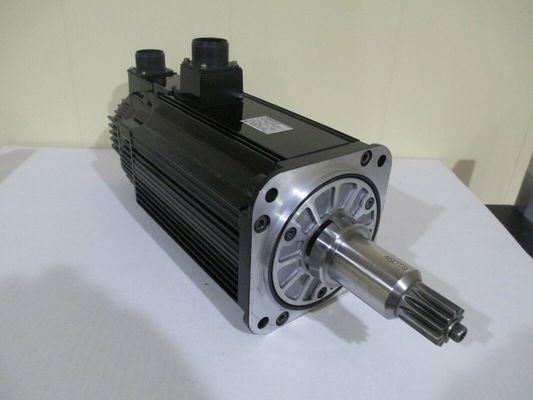 Yaskawa SGMG-13AWA-YR13 AC Servo Motor 10.7A 1300W 1500RPM 200V