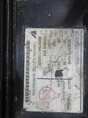 Yaskawa SGMG-1EA2AB AC Servo Motor 7.8A 15KW 1500RPM 200V