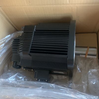 Yaskawa SGMG-30A2ABC AC Servo Motor 23.8A 2.9W 1500RPM 200V