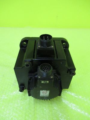 Yaskawa SGMGH-12A2B21 AC Servo Motor 11.6A 1.2KW 1000RPM 200V NEW