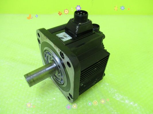 Yaskawa SGMGH-12A2B21 AC Servo Motor 11.6A 1.2KW 1000RPM 200V NEW