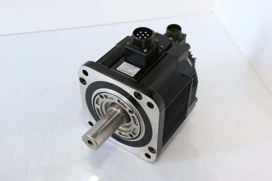 Yaskawa SGMGH-20ACB61 AC Servo Motor 16.7A 2KW 1500RPM 200V NEW