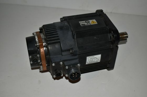 Yaskawa SGMGV-1AADA61 AC Servo Motor 10.7A 11KW 1000RPM 200V NEW