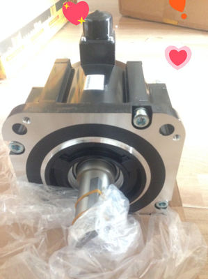 Yaskawa SGMGV-30ADC61 AC Servo Motor 23.8A 2.9KW 1500RPM 200V NEW
