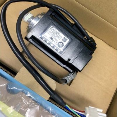 Yaskawa SGMJV-04ADAB1 AC SERVO MOTOR 2.7A 400W 3000RPM 200V NEW