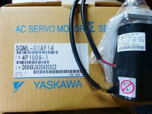 Yaskawa SGML-01BF14 AC SERVO MOTOR 0.87A 100W 3000RPM 200V NEW