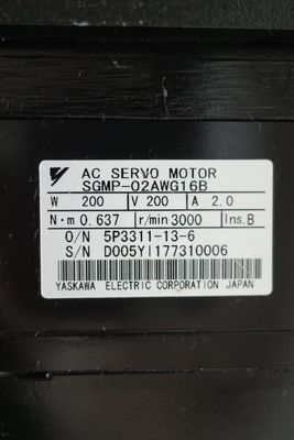 Yaskawa SGMP-02AWG16B AC SERVO MOTOR 2A 200W 3000RPM 200V NEW