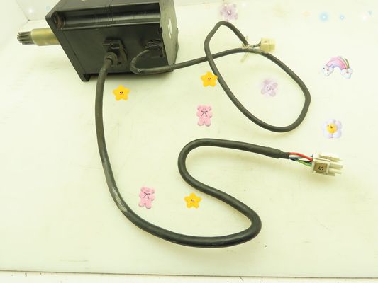 Yaskawa SGMP-15AWYR12 AC SERVO MOTOR 7.5A 1.5KW 3000RPM 200V NEW