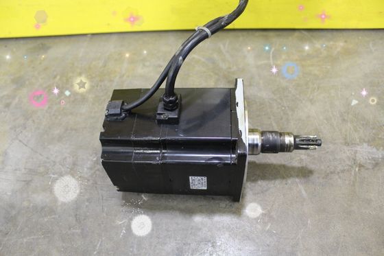 Yaskawa SGMP-15V312 AC SERVO MOTOR 7.5A 1.5KW 3000RPM 200V NEW