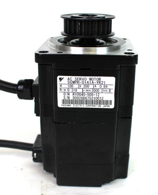 Yaskawa SGMPH-01A1A-YR21 AC SERVO MOTOR 100W 3000RPM 200V NEW