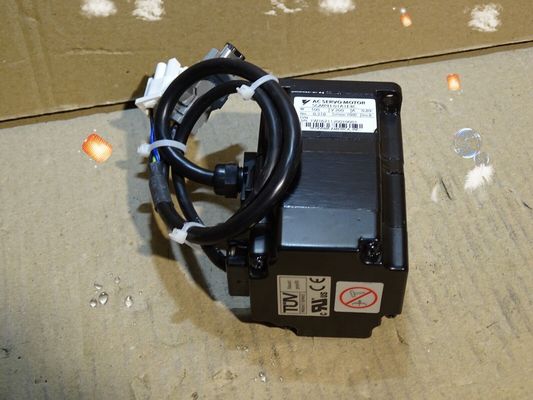 Yaskawa SGMPH-01AA4E1 AC SERVO MOTOR 100W 3000RPM 200V 0.89A NEW