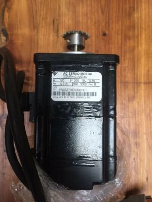 Yaskawa SGMPH-01AAE4C AC SERVO MOTOR 100W 3000RPM 200V 0.89A NEW
