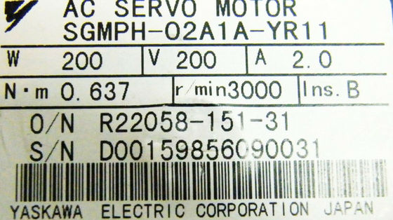 Yaskawa SGMPH-02A1A-YR11 AC SERVO MOTOR 200W 3000RPM 200V 2A NEW