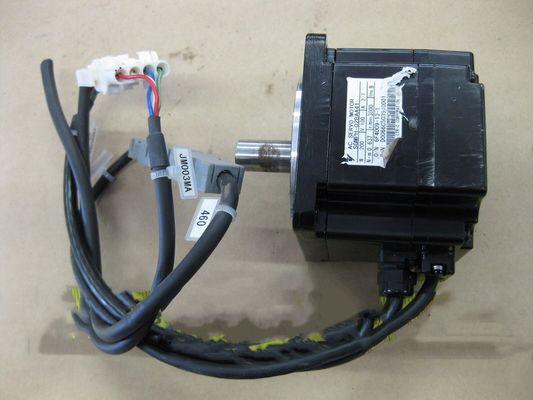 Yaskawa SGMPH-02BAA41 AC SERVO MOTOR 200W 3000RPM 100V 2.7A NEW