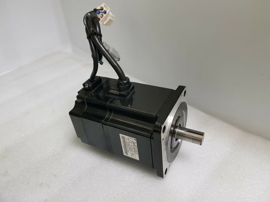 Yaskawa SGMPH-04ABA12 AC SERVO MOTOR 400W 3000RPM 200V 2.6A NEW