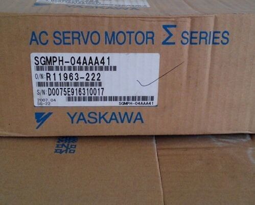 Yaskawa SGMPH-04AAA41 AC SERVO MOTOR 400W 3000RPM 200V 2.6A NEW