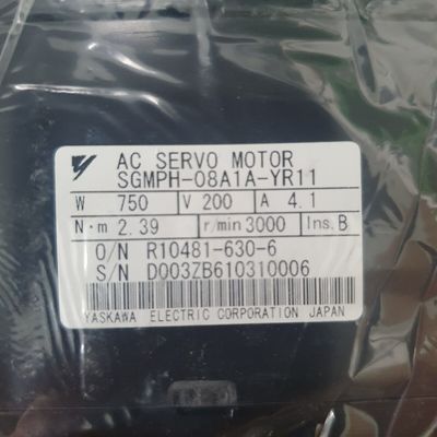 Yaskawa SGMPH-08A1A-YR11 AC SERVO MOTOR 750W 3000RPM 200V 4.1A NEW