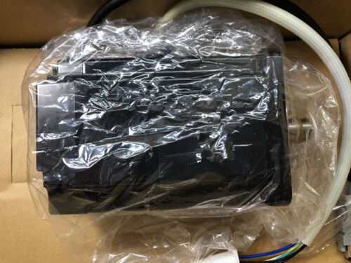 Yaskawa SGMPH-08A1A-YR13 AC SERVO MOTOR 750W 3000RPM 200V 4.1A NEW