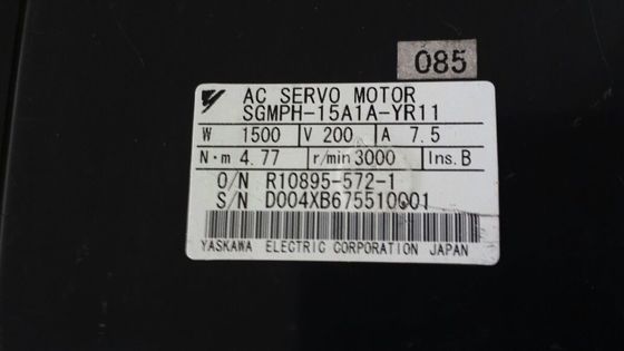 Yaskawa SGMPH-15A1A-YR11 AC SERVO MOTOR 1.5KW 3000RPM 200V 7.5A NEW