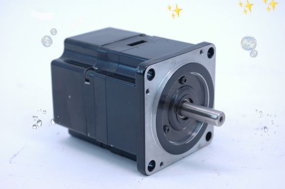 Yaskawa SGMPS-01A2A2C AC SERVO MOTOR 100W 3000RPM 200V 0.86A NEW