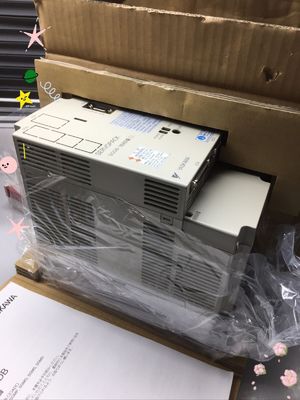 Yaskawa SGDB-50ADG AC Servo Driver 3 Phase 50/60HZ 200V 5.5KW NEW