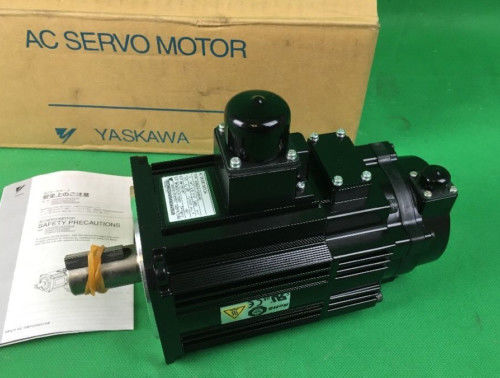 Yaskawa SGMSV-20ADA61 AC SERVO MOTOR 2KW 3000RPM 200V 13.8A NEW