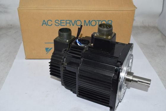 Yaskawa SGMGH-05ACA2C AC SERVO MOTOR 500W 1500RPM 200V 7.5A NEW